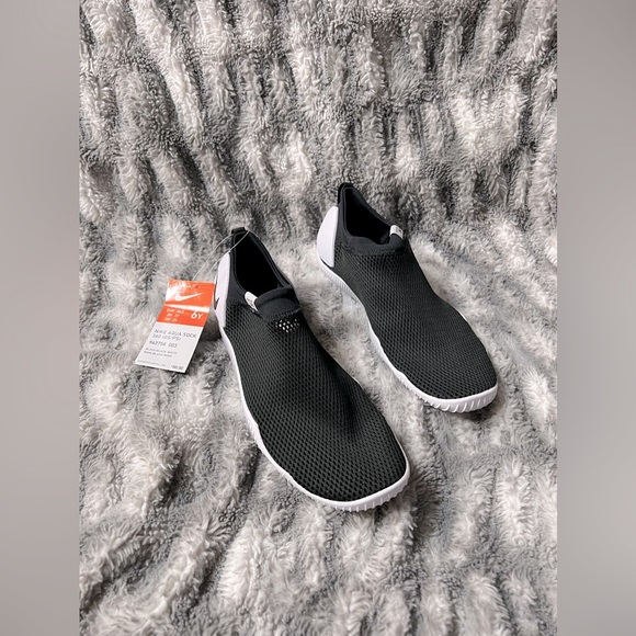 Nike Aqua Sock 360 (GS/ PS) - Picture 1 of 5